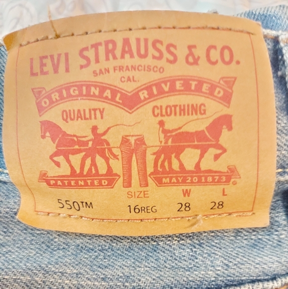 REGULAR FIT Levi Jeans Size 16 - Picture 2 of 4